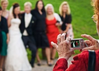 Funny Photos of People Taking Pictures