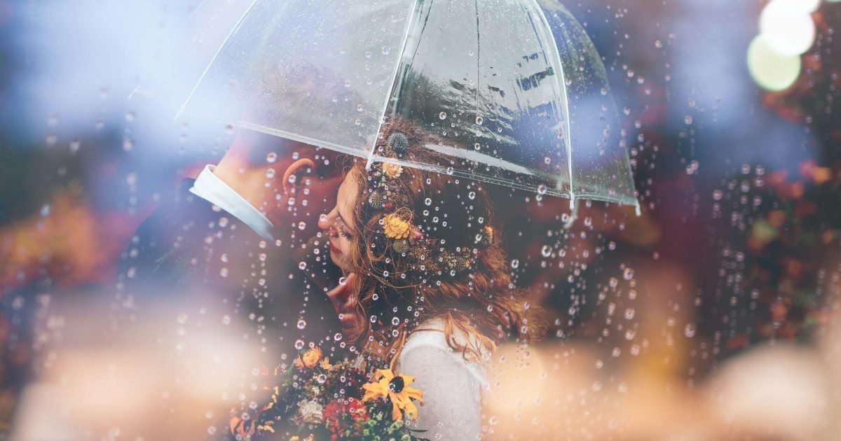 Kyun pyaar karne ki hadein hoti hein