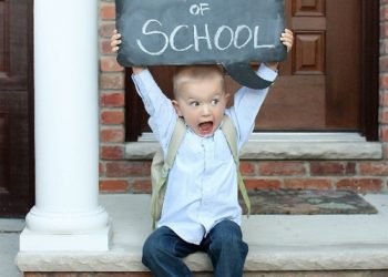 Aaj Bachche School Ja Rahein Hain