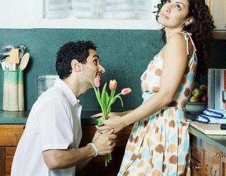 Iss Baar Kuch Aisa Mein Chahta Hoon